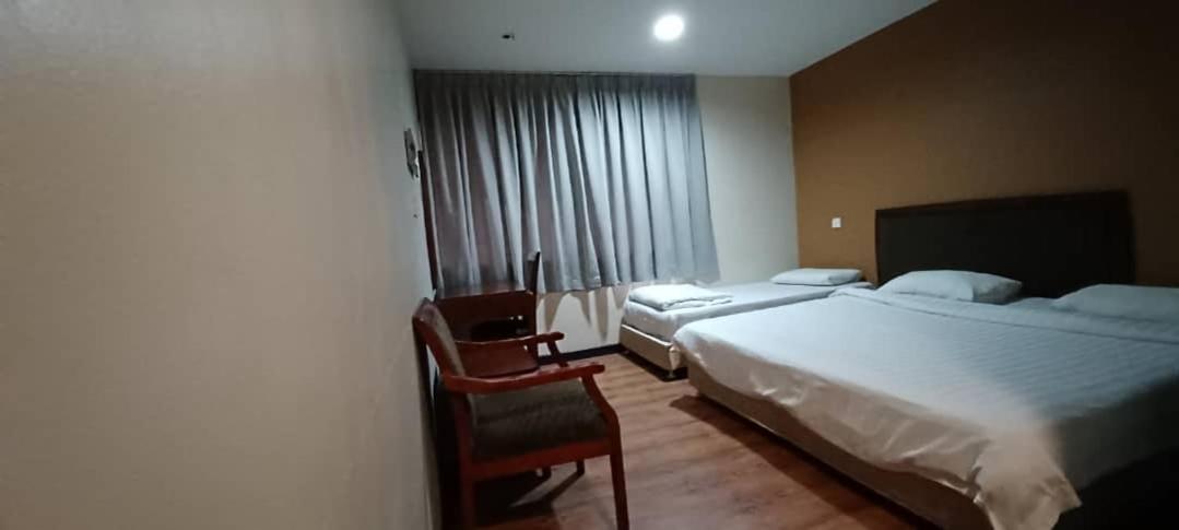 Hotel Sadong88 Kota Kinabalu Bagian luar foto