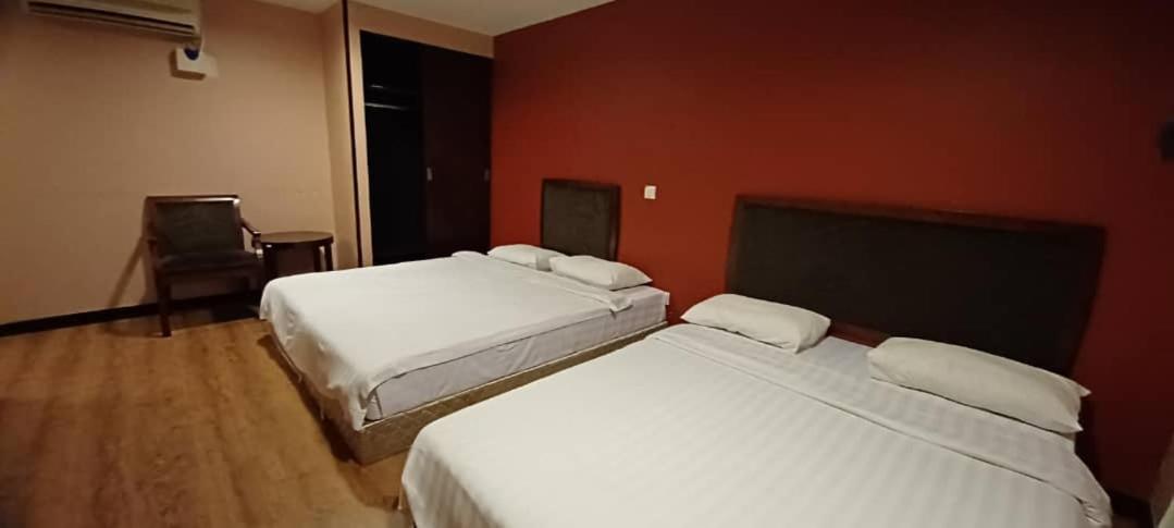 Hotel Sadong88 Kota Kinabalu Bagian luar foto