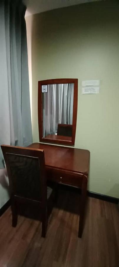 Hotel Sadong88 Kota Kinabalu Bagian luar foto