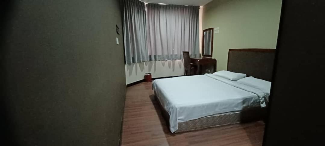 Hotel Sadong88 Kota Kinabalu Bagian luar foto