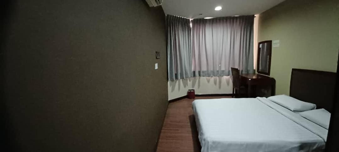 Hotel Sadong88 Kota Kinabalu Bagian luar foto