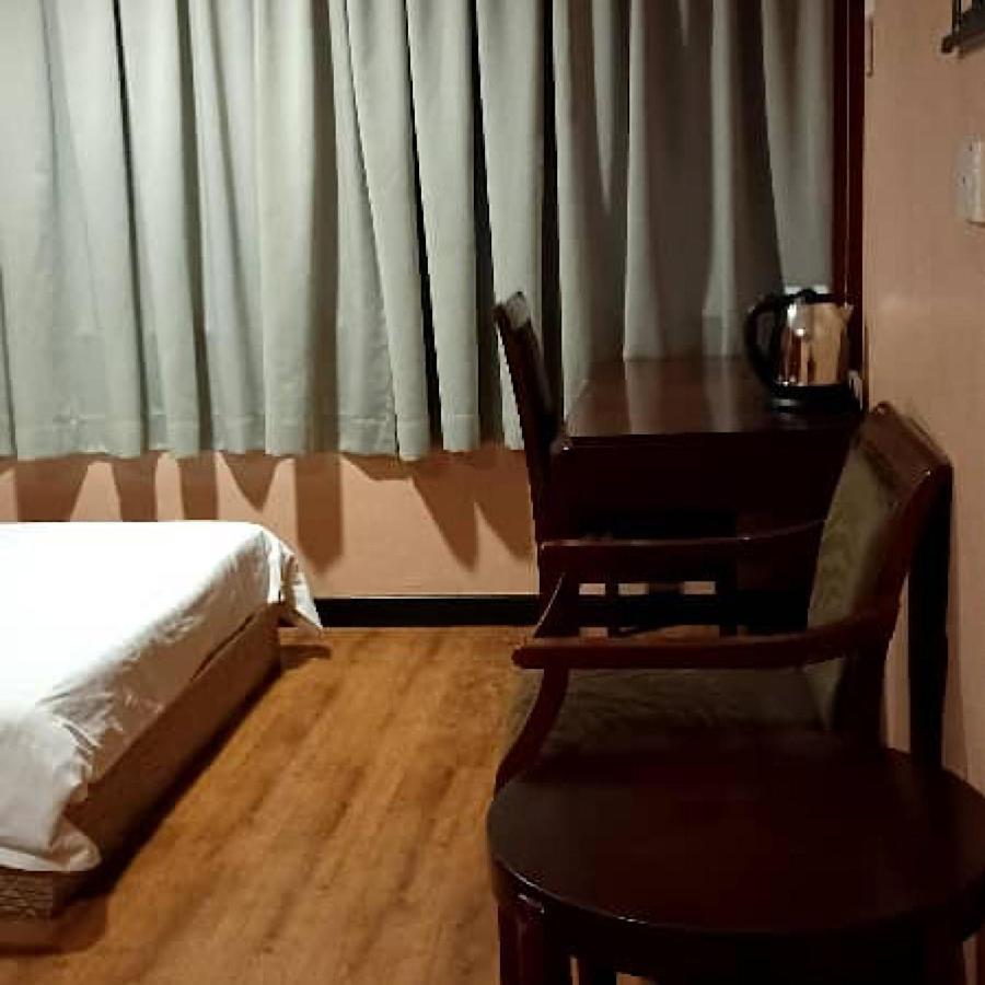 Hotel Sadong88 Kota Kinabalu Bagian luar foto