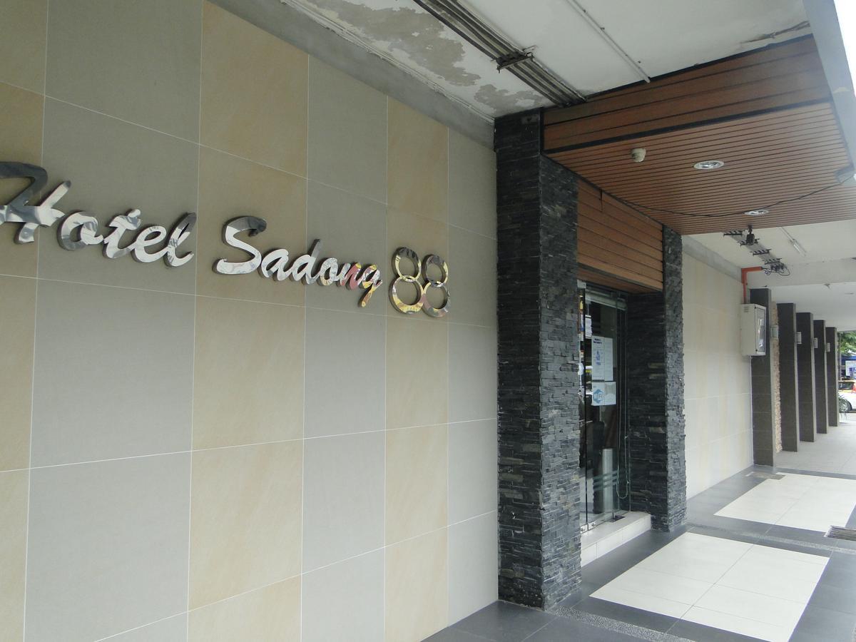 Hotel Sadong88 Kota Kinabalu Bagian luar foto