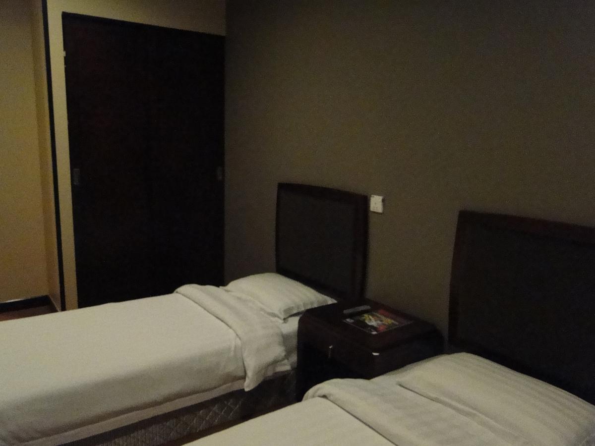 Hotel Sadong88 Kota Kinabalu Bagian luar foto
