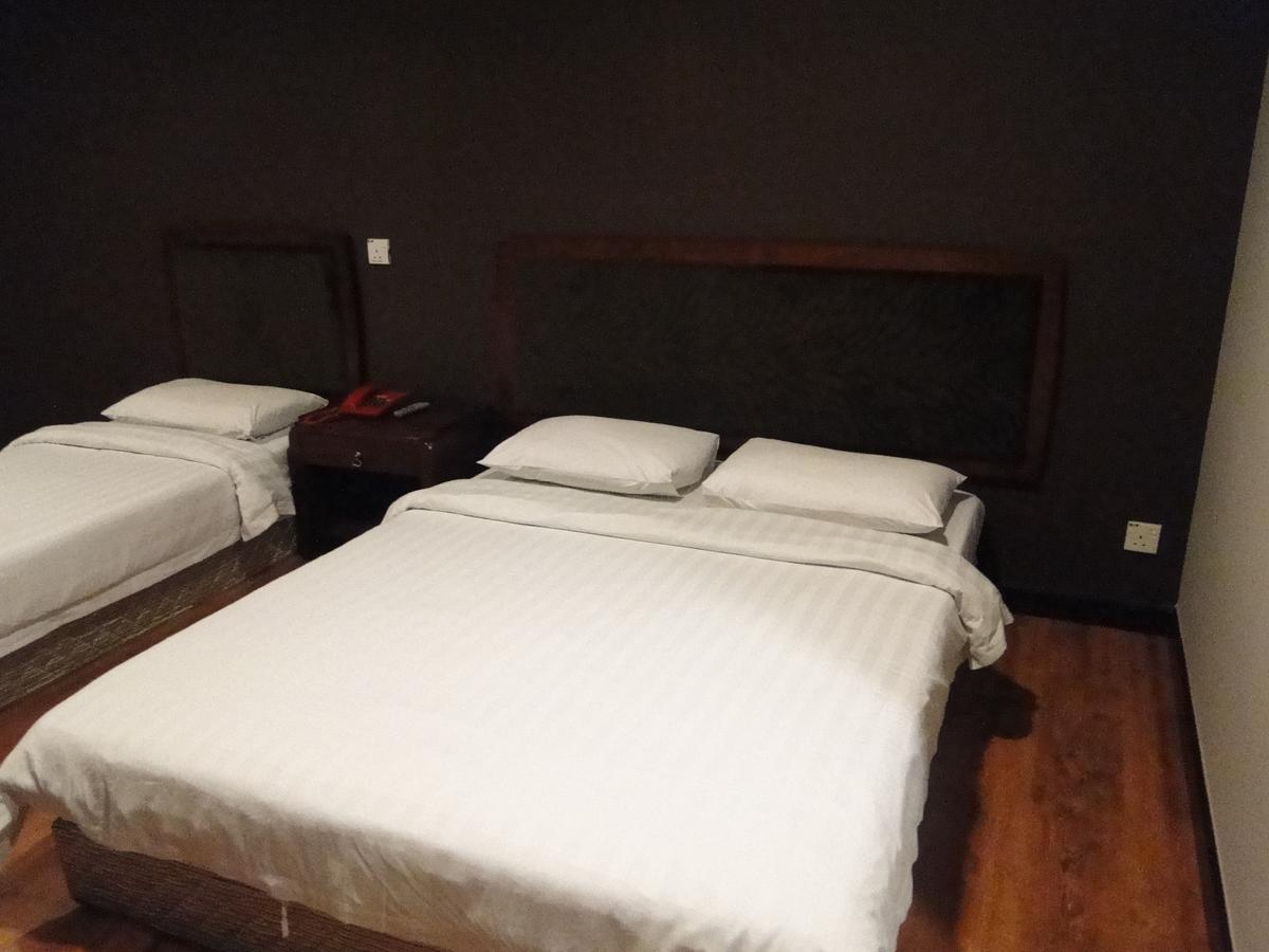 Hotel Sadong88 Kota Kinabalu Bagian luar foto